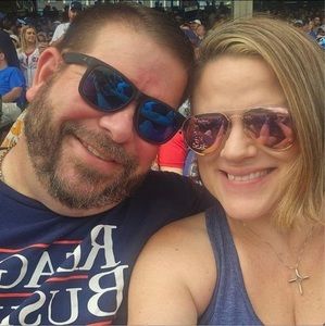 Meet your Posher, Johnny